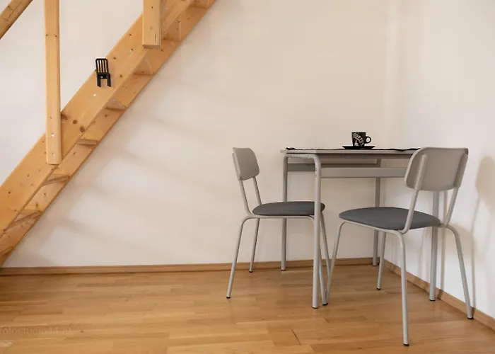 Gemuetliches Mit Hochbett Im Herzen Von Lägenhet Graz